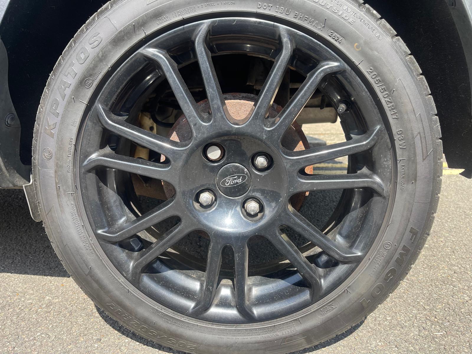 
								Ford EcoSport 1.0 2016 full									