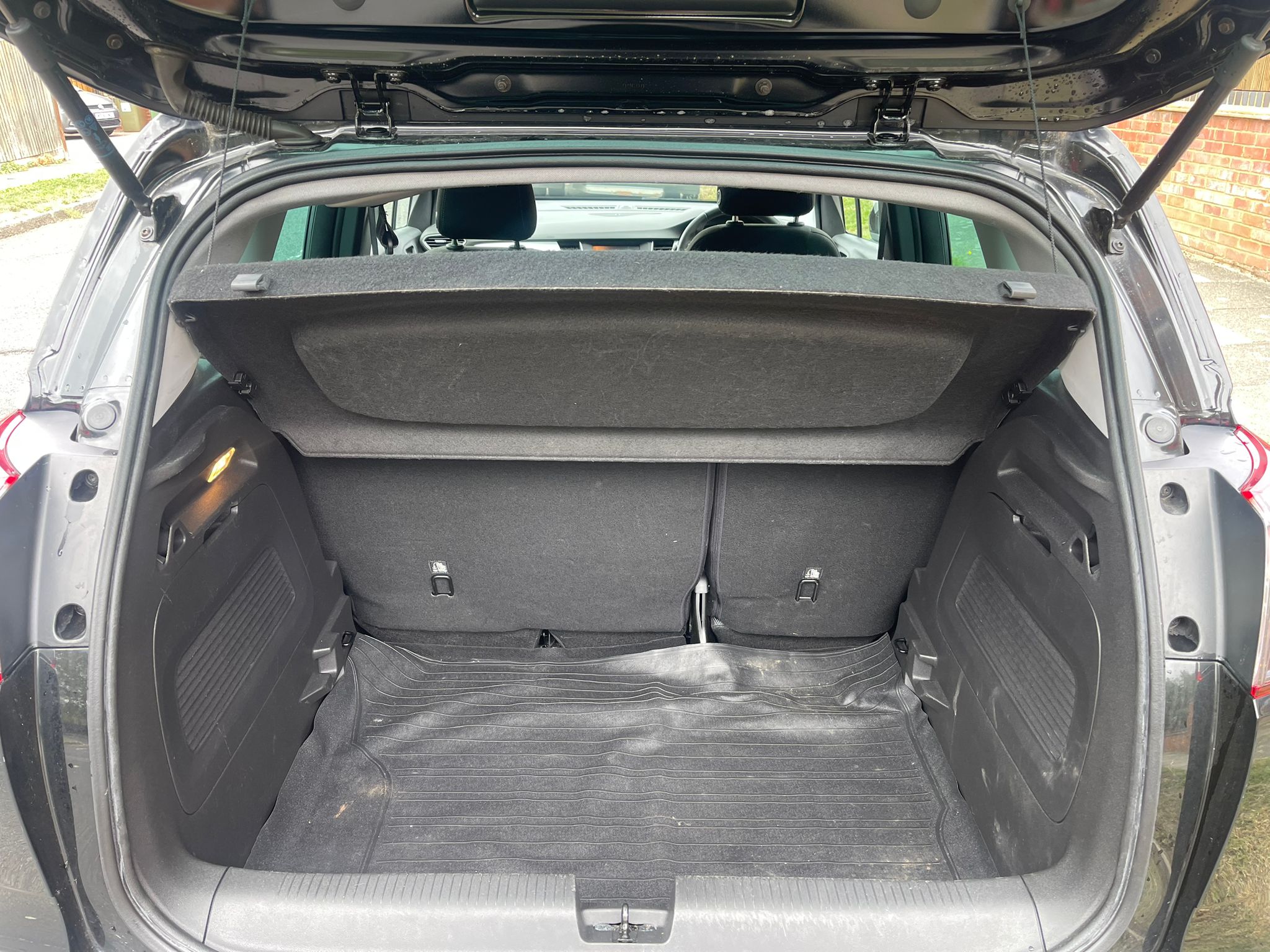 
								Vauxhall Crossland X 1.2 Turbo 2020 full									