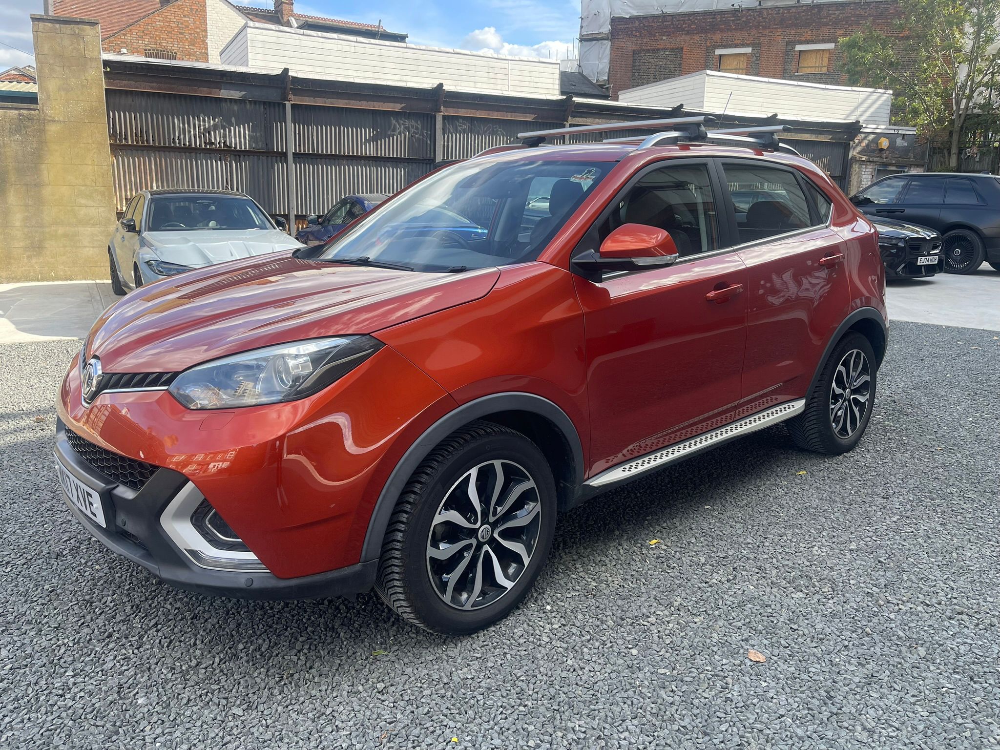 
								MG GS Exclusive S-A full									