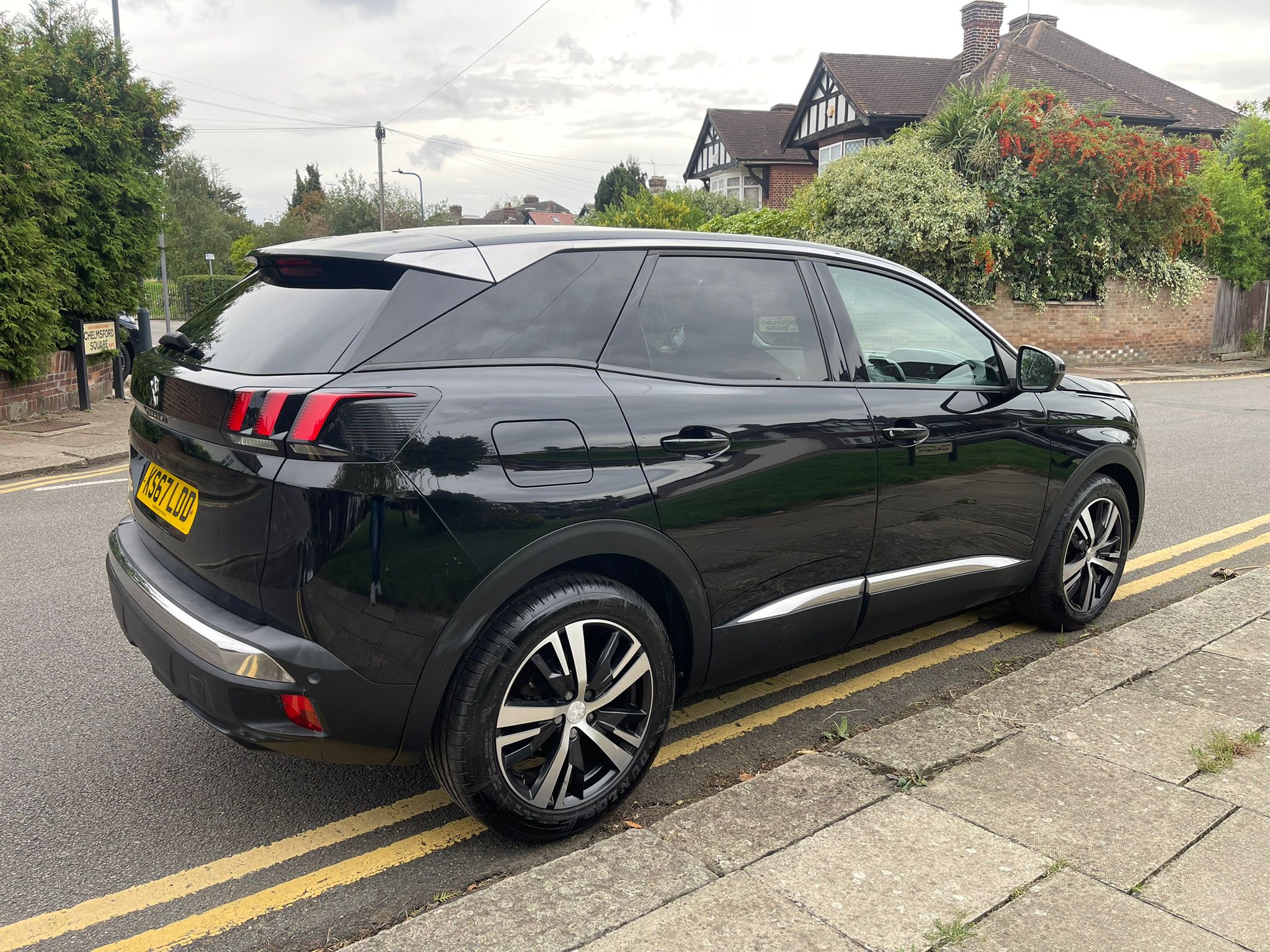 
								Peugeot 3008 Allure full									
