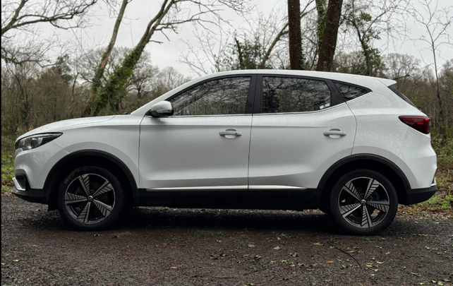 
								2020 MG ZS EV full									