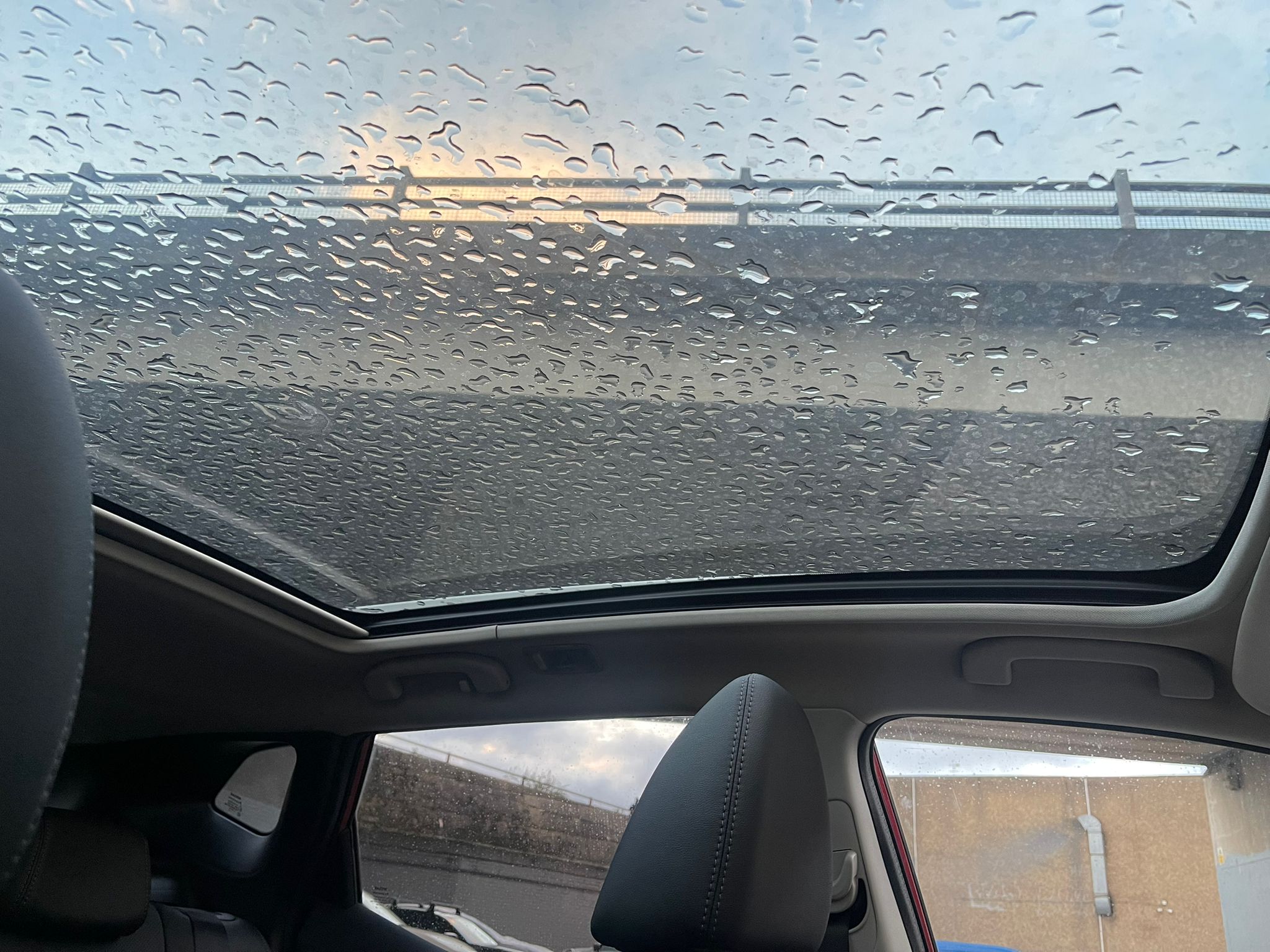 
								2015 Nissan Qashqai 1.2 AUTO full									