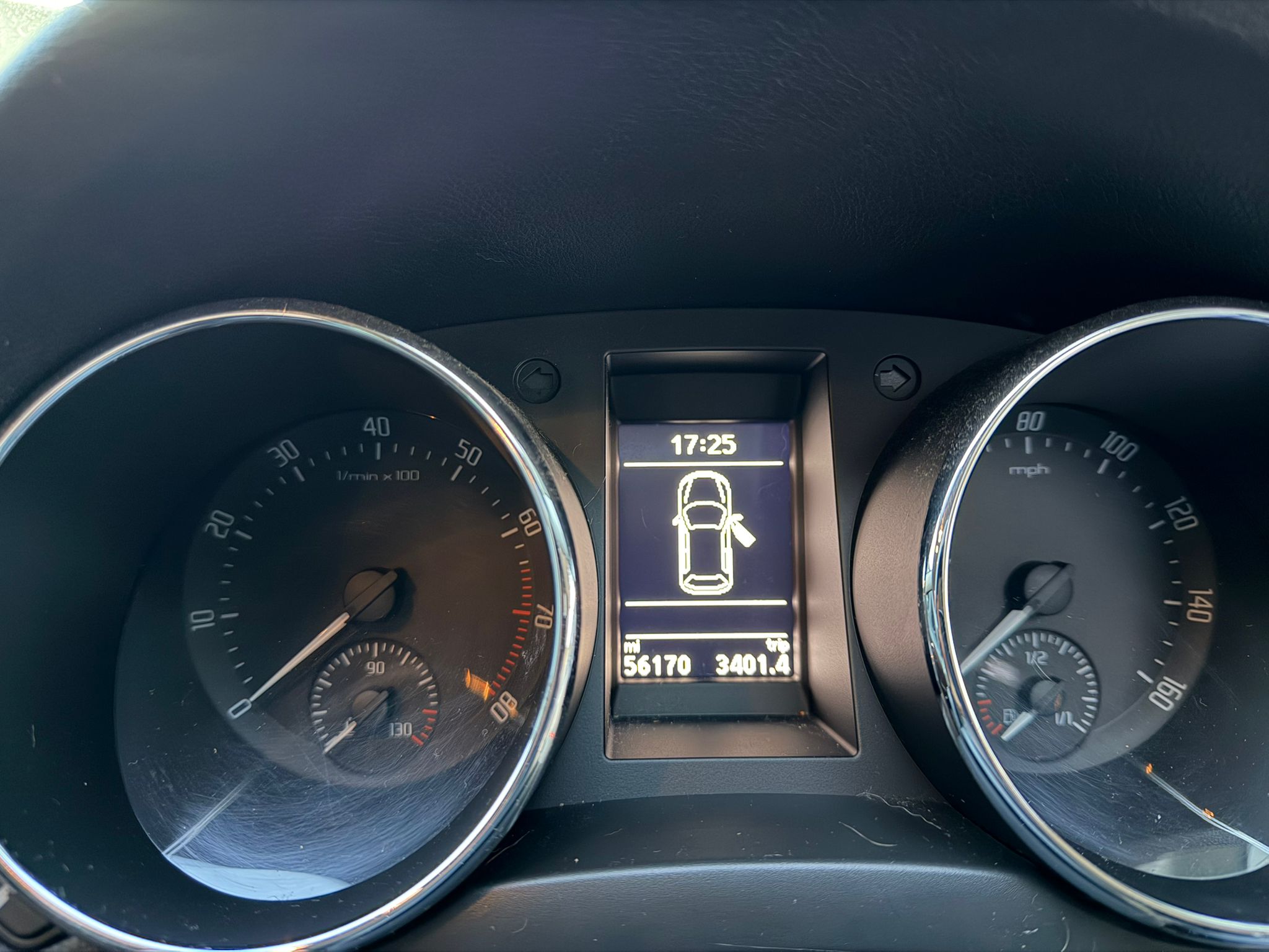 
								2015 Skoda Yeti 1.2 AUTO Petrol full									