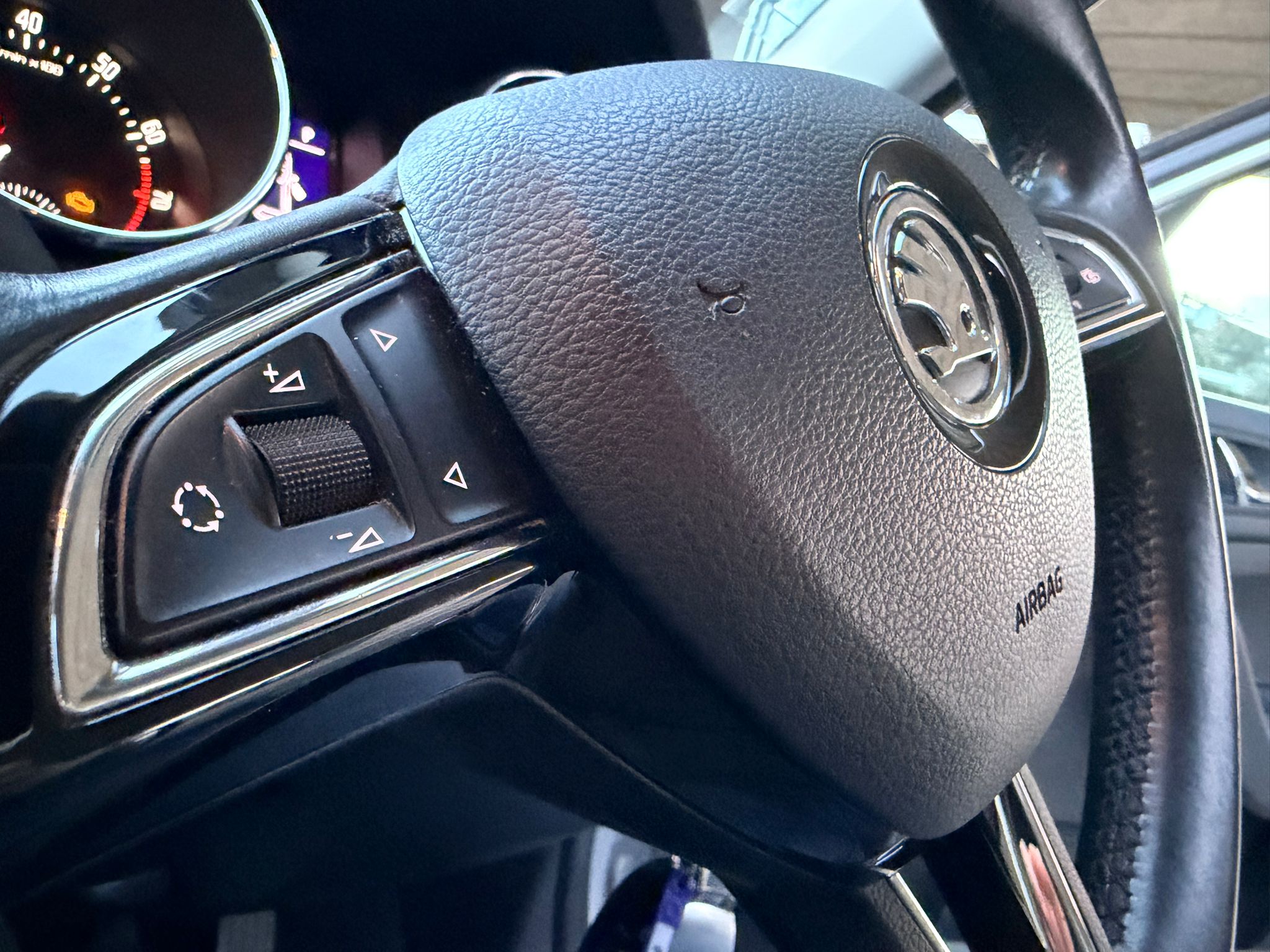 
								2015 Skoda Yeti 1.2 AUTO Petrol full									