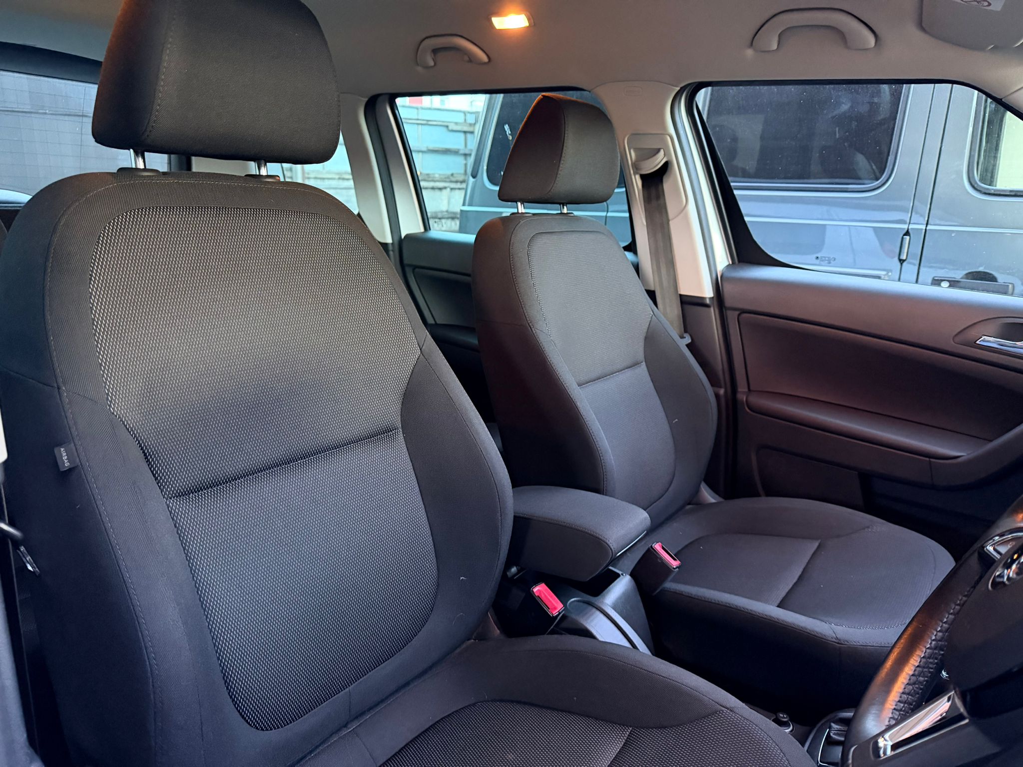 
								2015 Skoda Yeti 1.2 AUTO Petrol full									