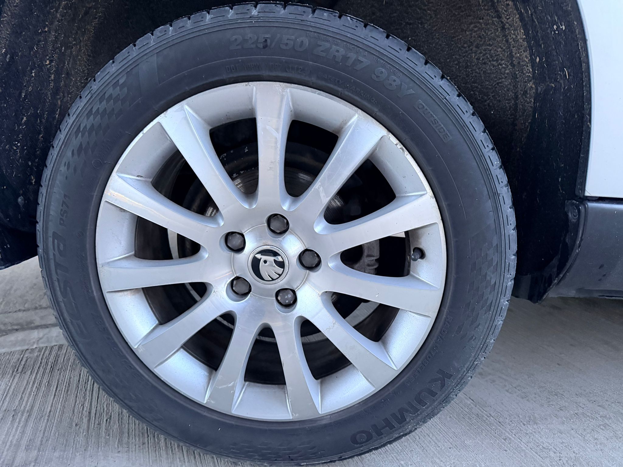 
								2015 Skoda Yeti 1.2 AUTO Petrol full									