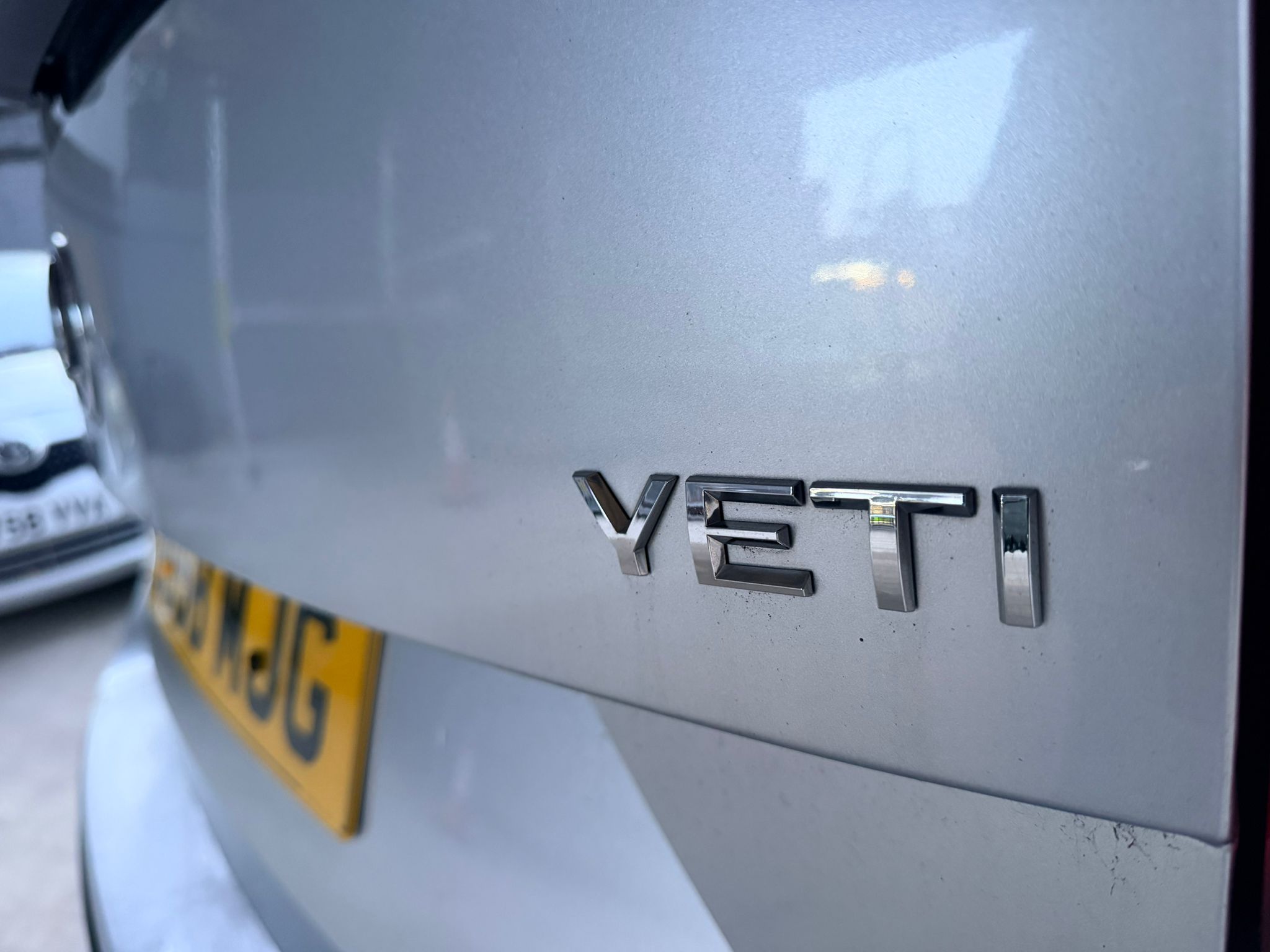 
								2015 Skoda Yeti 1.2 AUTO Petrol full									